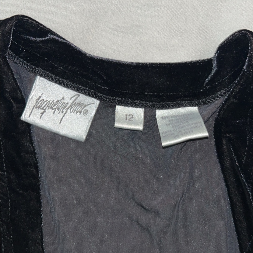 Jacqueline Ferrar Black Velvet Cropped Blazer